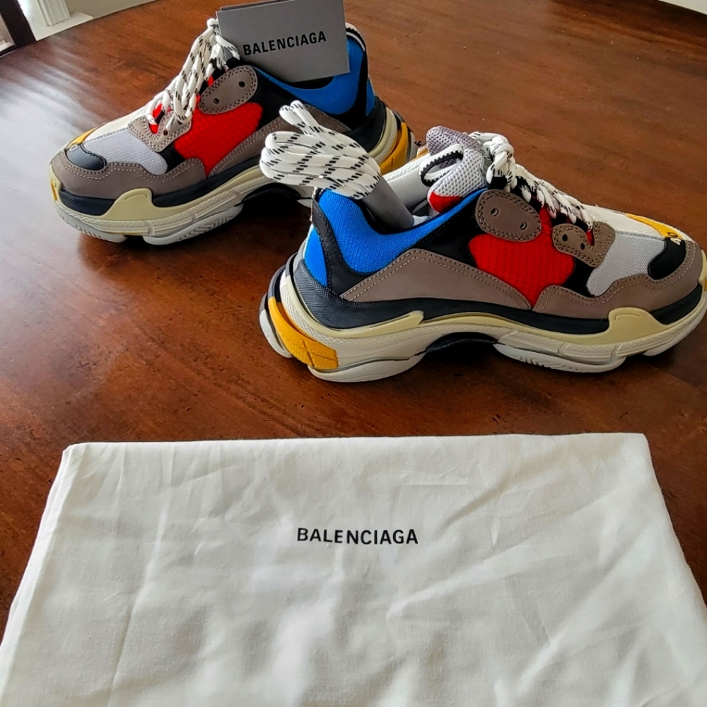 Balenciaga Triple S Trainer - Picture 6 of 6